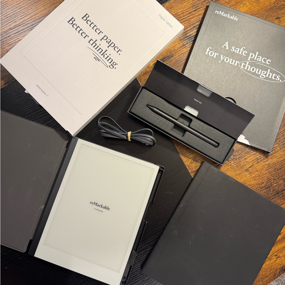 Remarkable 2 Tablet Bundle